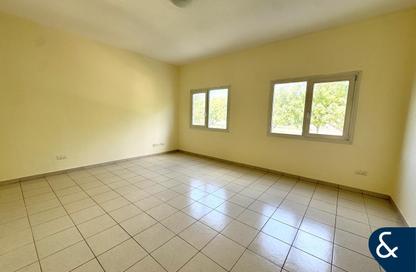 Villa - 3 Bedrooms - 2 Bathrooms for rent in Meadows 9 - Meadows - Dubai