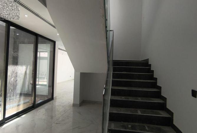 128852379 - Property Image 3