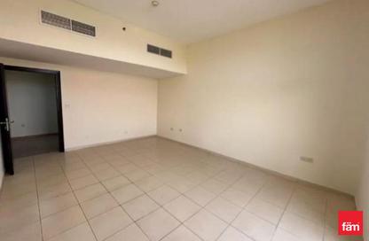 Apartment - 3 Bedrooms - 3 Bathrooms for sale in Silicon Gates 1 - Silicon Gates - Dubai Silicon Oasis - Dubai