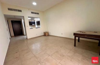 Apartment - 3 Bedrooms - 3 Bathrooms for sale in Silicon Gates 1 - Silicon Gates - Dubai Silicon Oasis - Dubai
