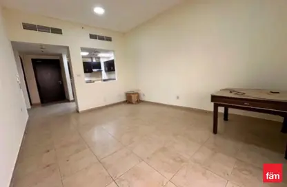 Apartment - 3 Bedrooms - 3 Bathrooms for sale in Silicon Gates 1 - Silicon Gates - Dubai Silicon Oasis - Dubai