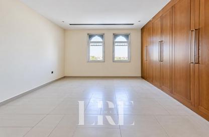 Villa - 4 - 5 for rent in District 3 - Jumeirah Park - Dubai