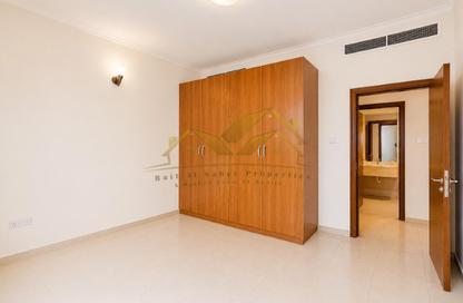 Apartment - 2 Bedrooms - 3 Bathrooms for rent in Al Raffa - Bur Dubai - Dubai