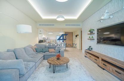Apartment - 1 Bedroom - 1 Bathroom for sale in Central Park Building 1 - Central Park at City Walk - City Walk - Dubai