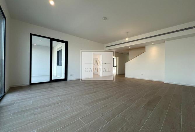 106417806 - Property Image 3