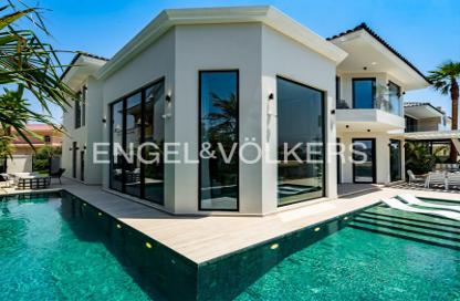 Villa - 4 Bedrooms - 6 Bathrooms for sale in Garden Homes Frond C - Garden Homes - Palm Jumeirah - Dubai