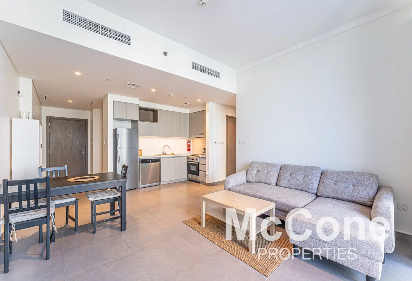 166527905 - Property Main Image