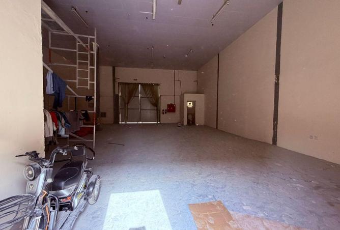 87042110 - Property Main Image