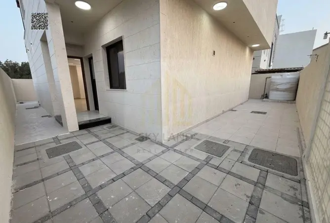 156487265 - Property Image 3