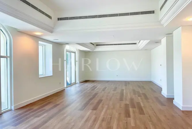147787390 - Property Image 3