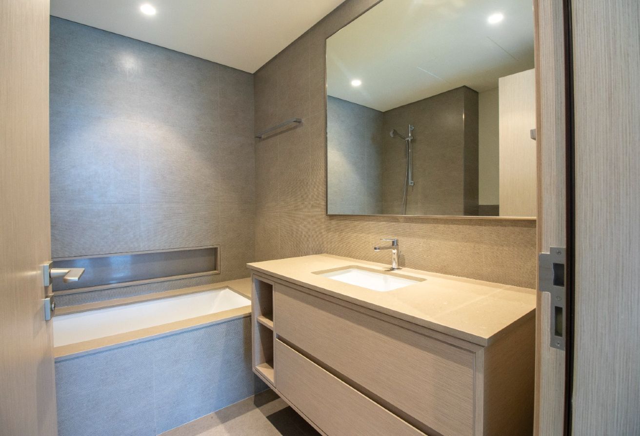 Luxurious Apartment|Prime Location — image 11