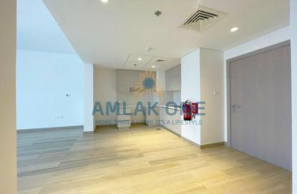 Apartment - 1 Bedroom - 1 Bathroom for rent in Waters Edge - Yas Island - Abu Dhabi