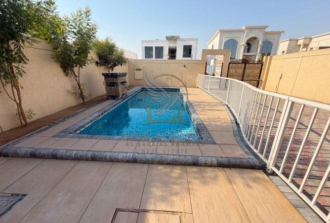 127043996 - Property Image 2
