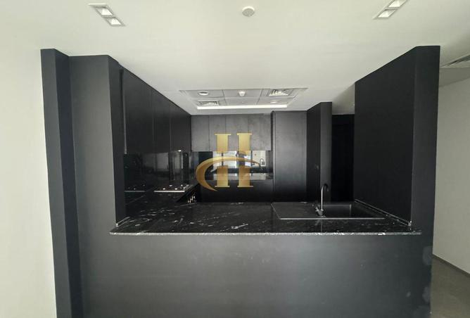 76163393 - Property Image 3