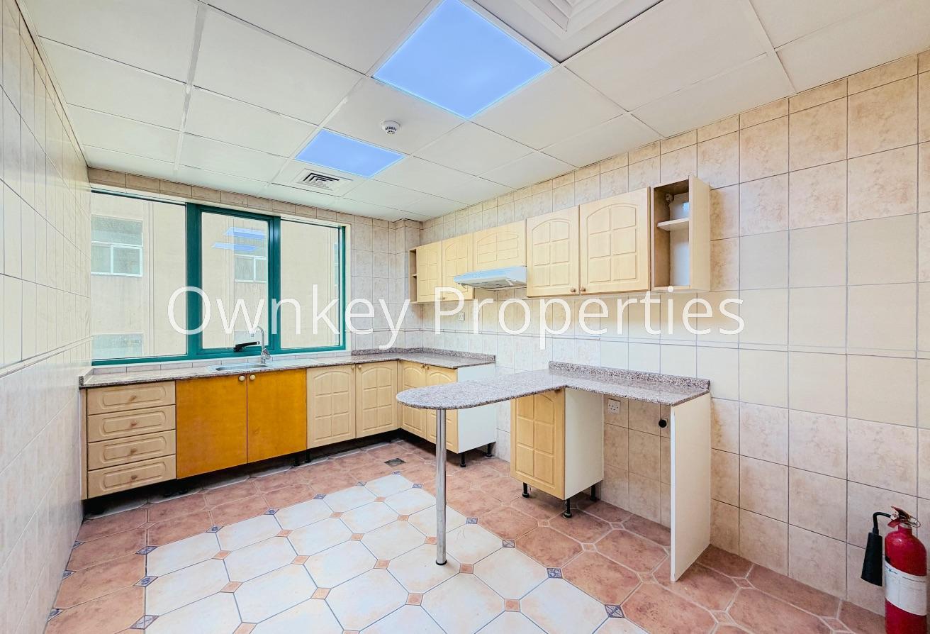 Chiller AC Free | Spacious 2-BR Apt |Near To Metro photo 8