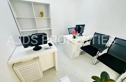 Office Space - 1 Bedroom - 1 Bathroom for rent in Reem Residency - Al Karama - Dubai