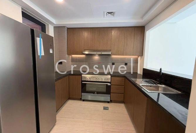 Brand new | Close to Lagoon | Fitted Kitchen — photo 2