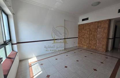 Apartment - 2 - 3 for rent in Dar Al Majaz - Jamal Abdul Nasser Street - Al Majaz - Sharjah