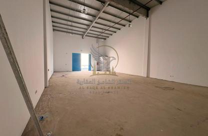 Warehouse - Studio - 1 Bathroom for rent in Al Sajaa Industrial - Al Sajaa - Sharjah