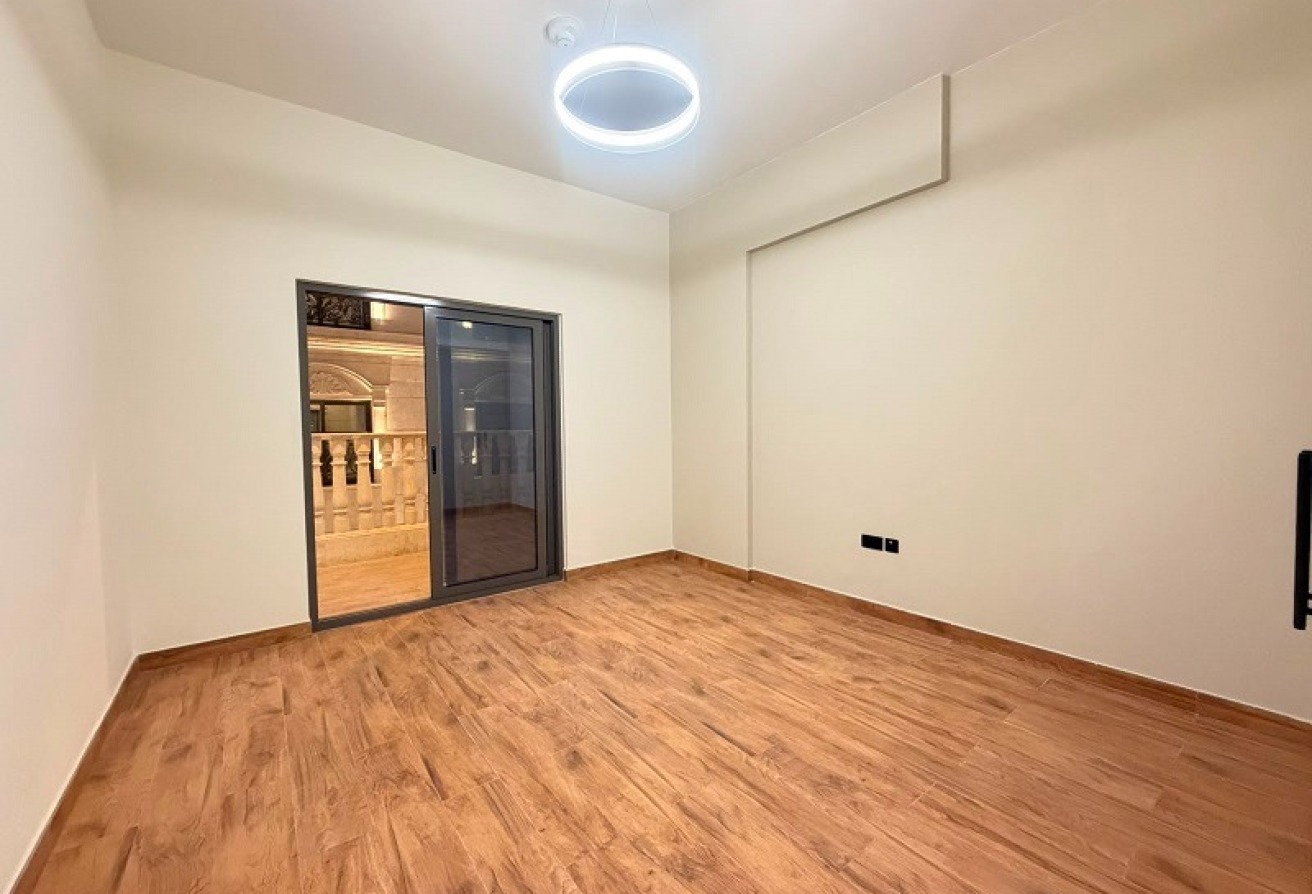 Vacant | Spacious | Near Metro | New Built gallery image