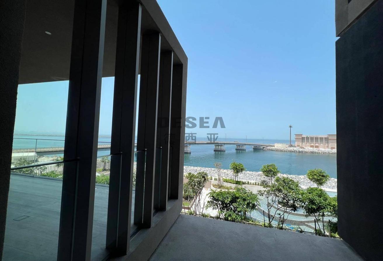 2BR Penthouse | Sea View | Luxury Living photo 11