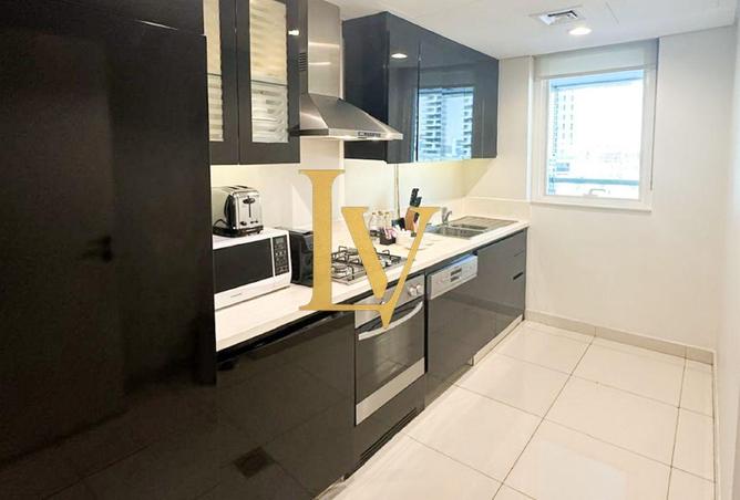 73864976 - Property Image 3