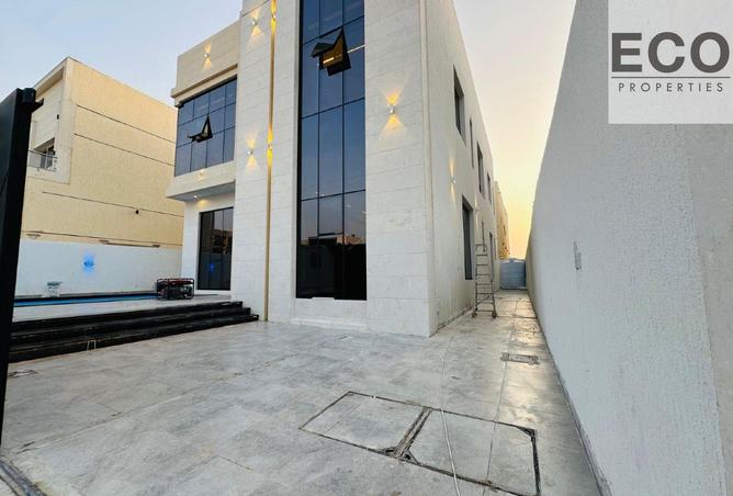 83241342 - Property Image 3