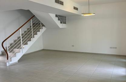 Townhouse - 2 - 3 for rent in Al Khaleej Village - Al Ghadeer - Abu Dhabi