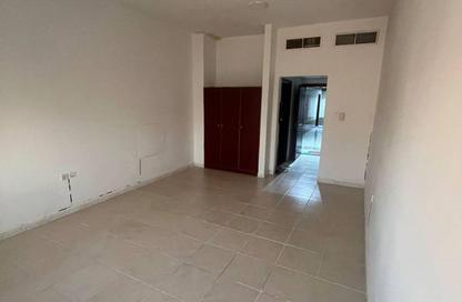 Apartment - Studio - 1 Bathroom for rent in Al Mujarrah - Al Sharq - Sharjah Apartment - Studio - 1 Bathroom for rent in Al Mujarrah - Al Sharq - Sharjah