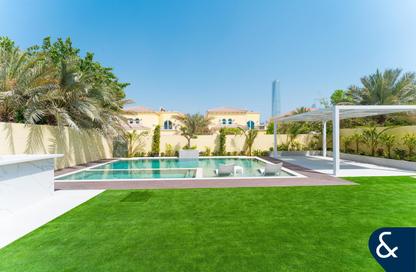 Villa - 3 - 3 for sale in District 7 - Jumeirah Park - Dubai