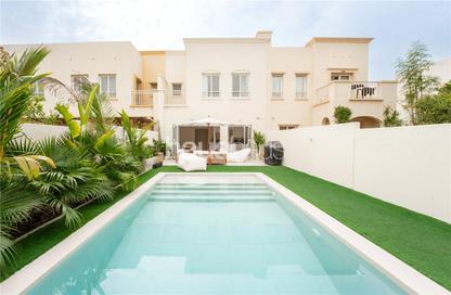 Villa - 2 Bedrooms - 3 Bathrooms for sale in Springs 10 - The Springs - Dubai