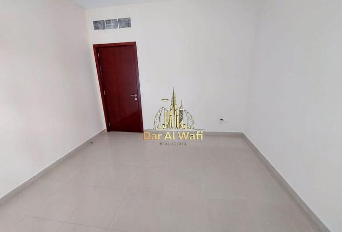 62084195 - صورة العقار 3