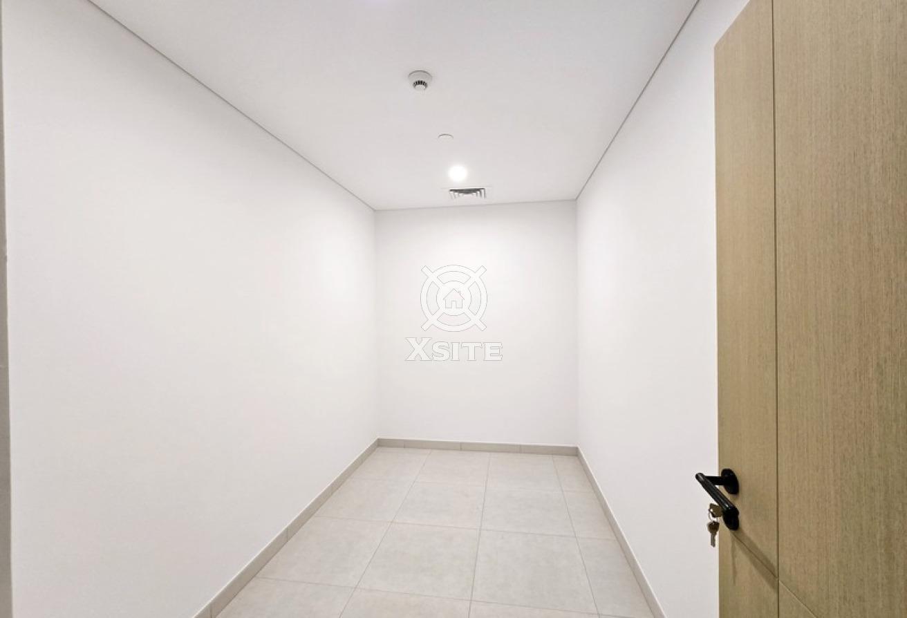 Classy 1 BR+Maid|Direct Access to Pool |Vacant Uni photo 6