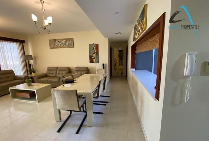 60161828 - Property Image 2