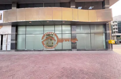 صالة عرض - استوديو - 2 حمامات للايجار في خليفة بارك - الطريق الشرقي - أبوظبي