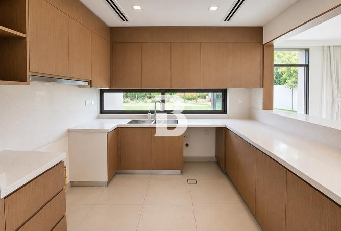 138768404 - Property Image 2
