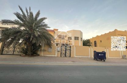 Villa - 4 Bedrooms - 6 Bathrooms for rent in Al Mowaihat 3 - Al Mowaihat - Ajman