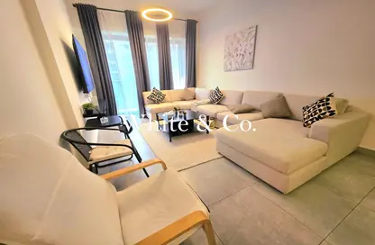 شقة - 2 غرف نوم - 3 حمامات للايجار في لوكي 1 ريزيدينس - الضاحية 13 - قرية جميرا الدائرية - دبي