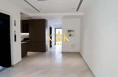 فيلا - 4 غرف نوم - 6 حمامات للايجار في جراند جلو - منطقة 14 - قرية جميرا الدائرية - دبي