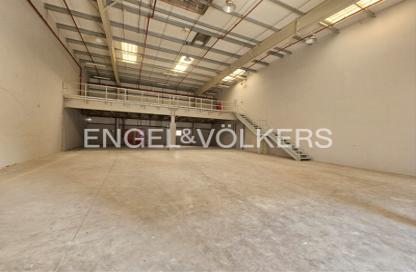 Warehouse - Studio - 1 Bathroom for rent in Al Quoz Industrial Area 3 - Al Quoz Industrial Area - Al Quoz - Dubai
