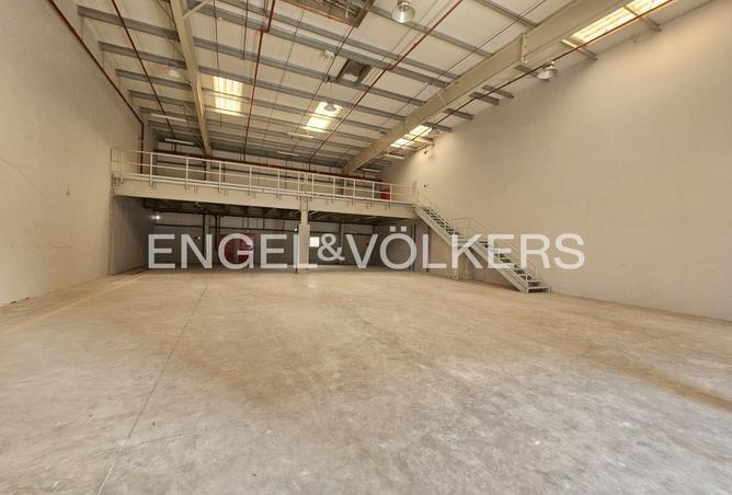 135636441 - Property Main Image