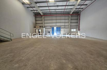 Warehouse - Studio - 1 Bathroom for rent in Al Quoz Industrial Area 3 - Al Quoz Industrial Area - Al Quoz - Dubai
