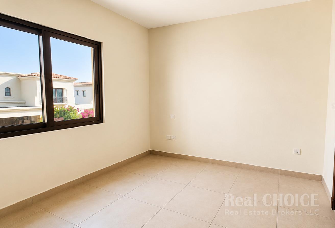 Skyline Elegance | Luxurious 5BR | Maid room photo 9