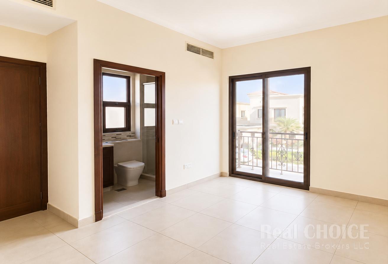 Skyline Elegance | Luxurious 5BR | Maid room photo 21