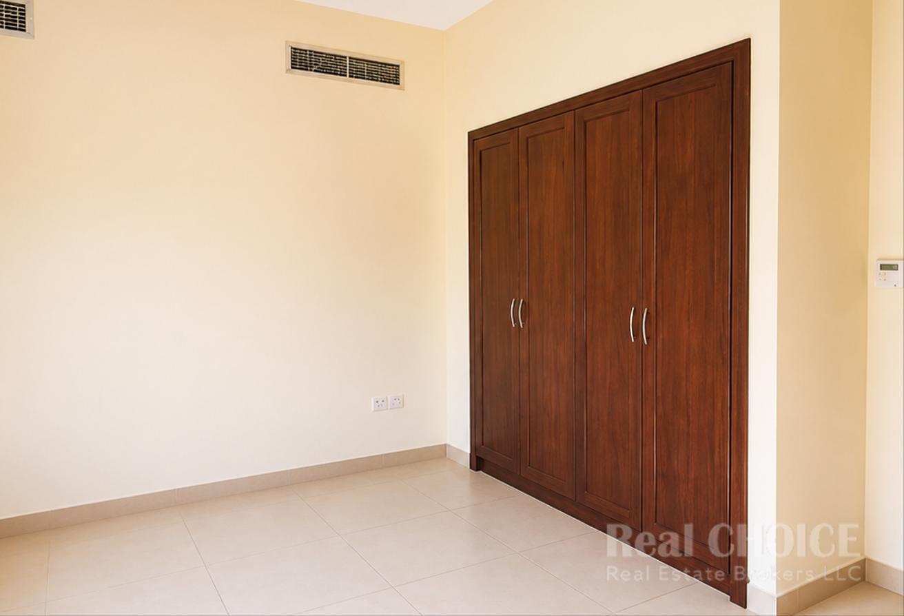 Skyline Elegance | Luxurious 5BR | Maid room photo 12