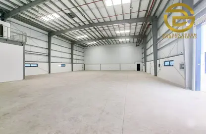 Warehouse - Studio - 2 Bathrooms for rent in Dubai Investment Park 1 (DIP 1) - Dubai Investment Park (DIP) - Dubai