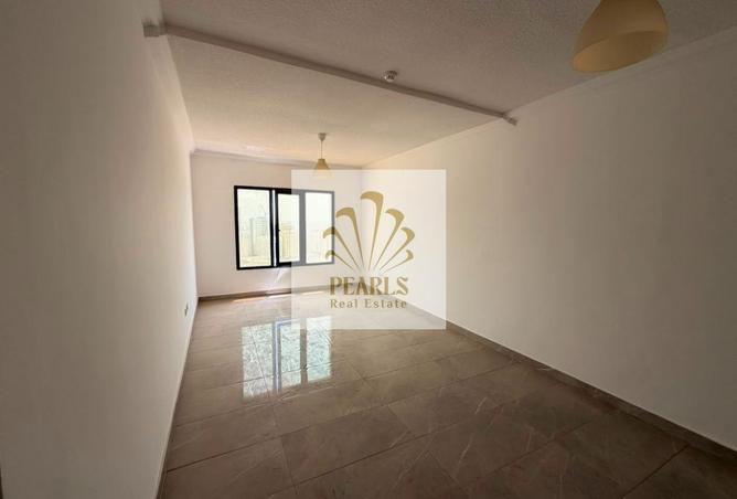 131582388 - Property Main Image