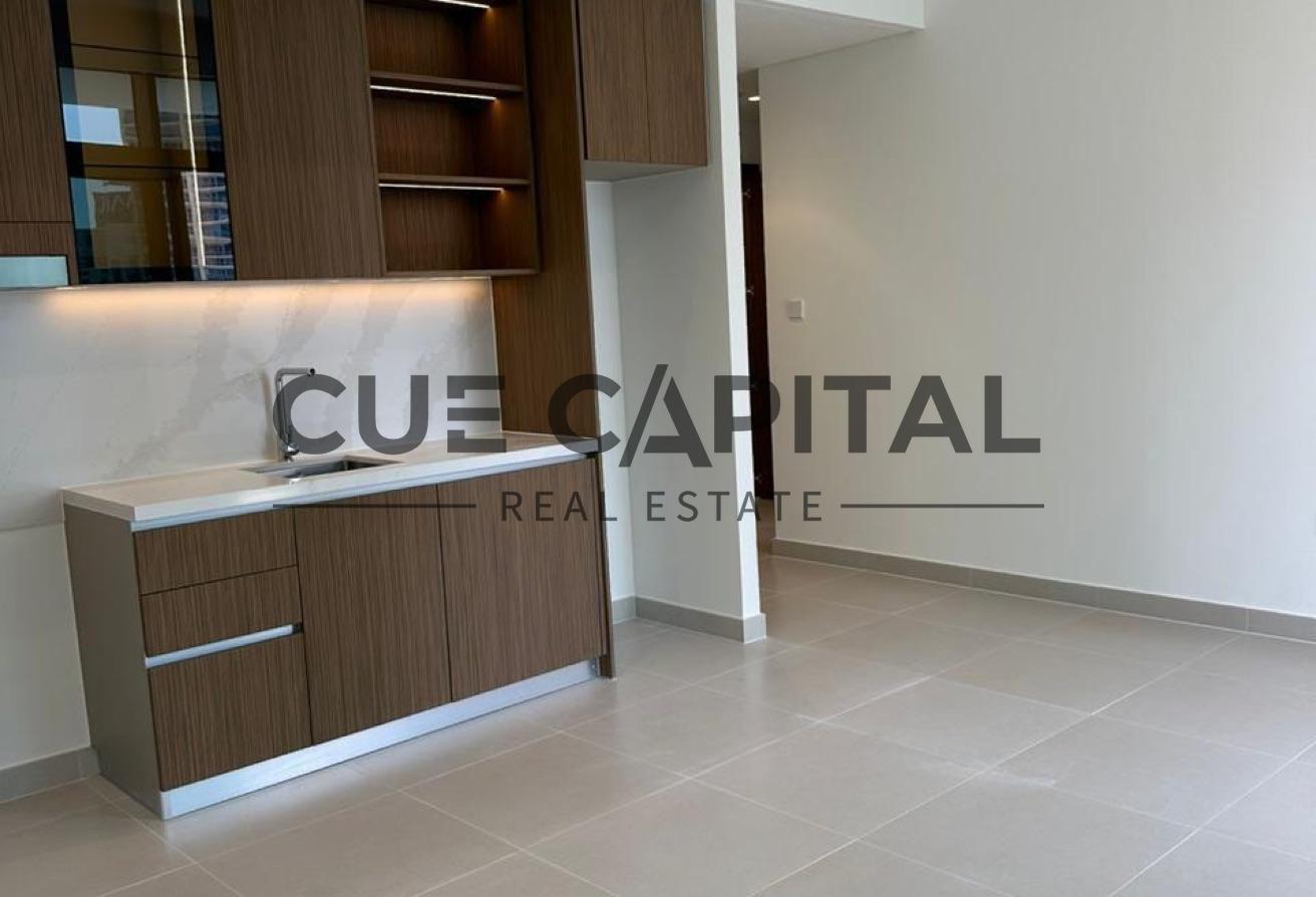 High Floor 1BR | Beautiful View | Modern Living photo 5