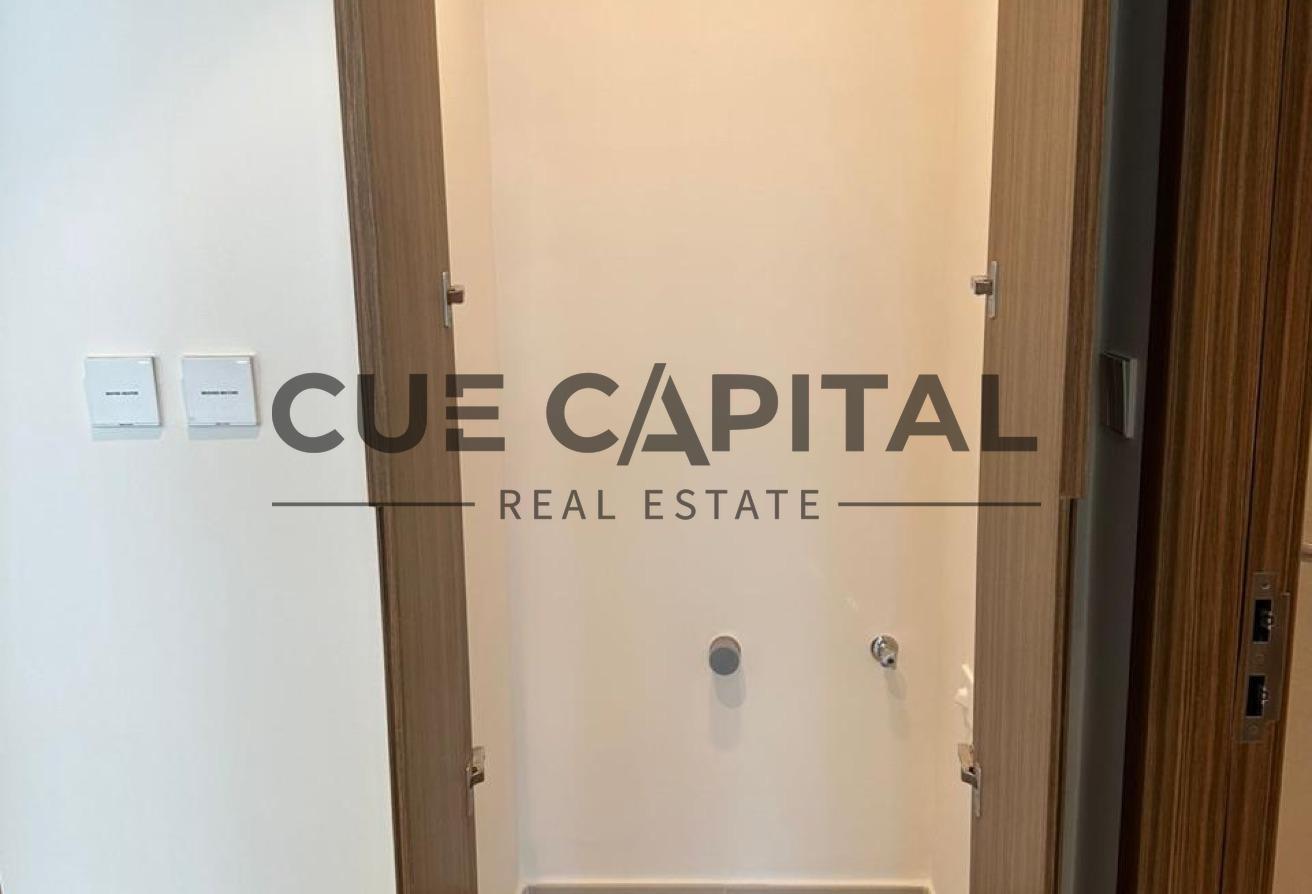 High Floor 1BR | Beautiful View | Modern Living photo 19