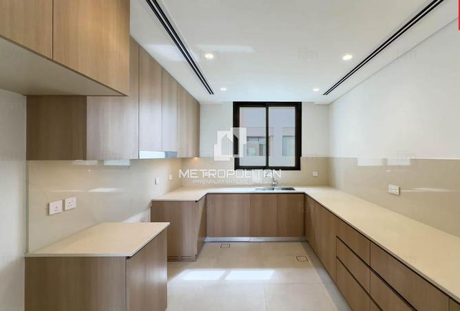 74635385 - Property Image 3